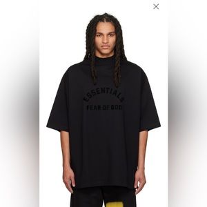 NEW WITH TAGS ESSENTIALS FEAR OF GOD BLACK T-SHIRT SIZE L